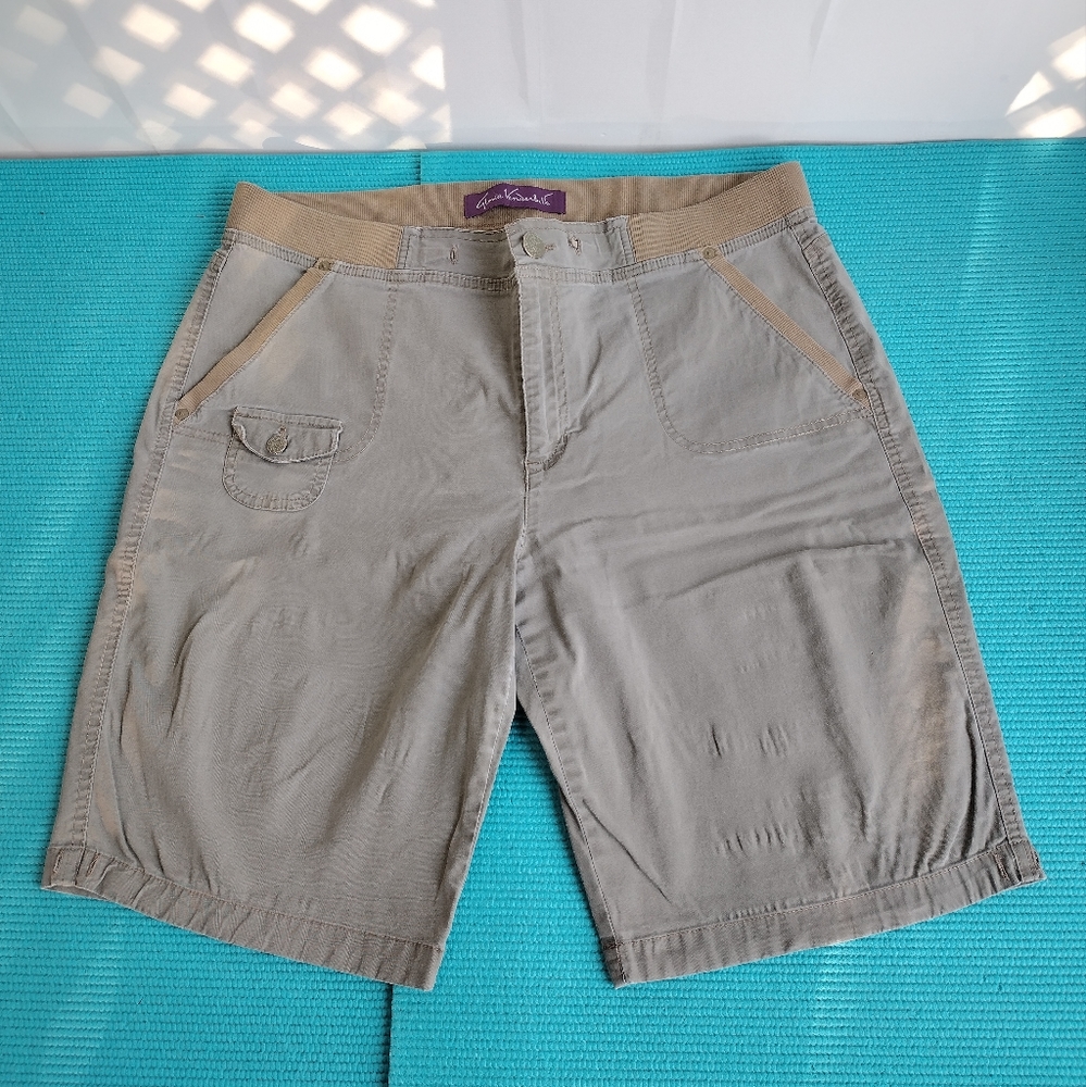 Gloria Vanderbilt Thora Womens Elastic Waist Bermuda Olive 16